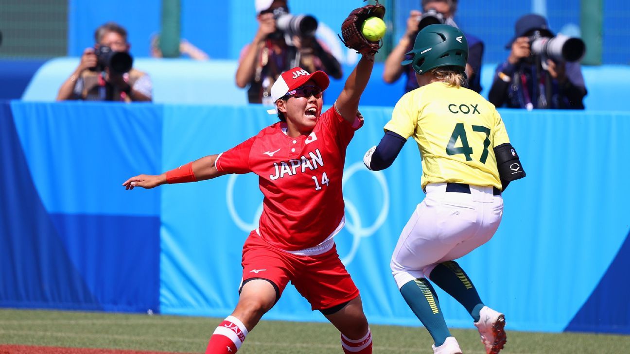 Aussies smashed by Japan in Olympic softball opener ESPN