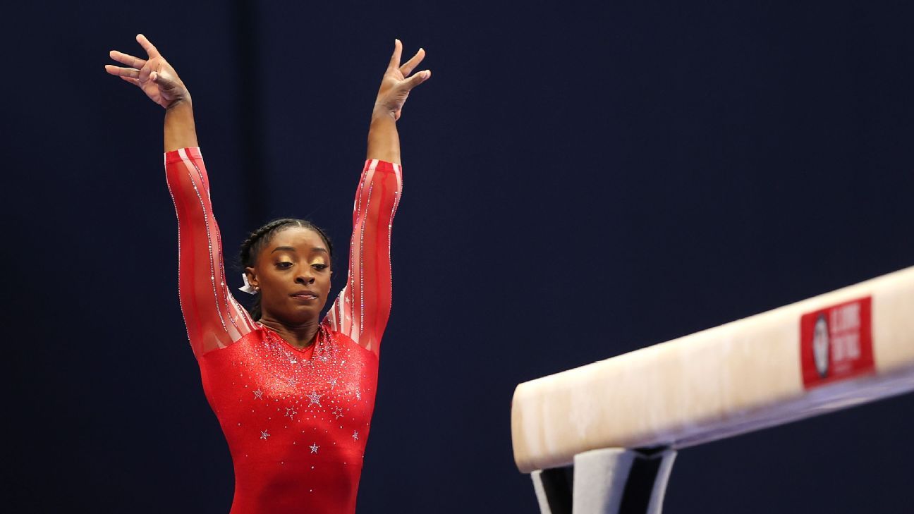 Simon Piles, the first athlete with his own emoji