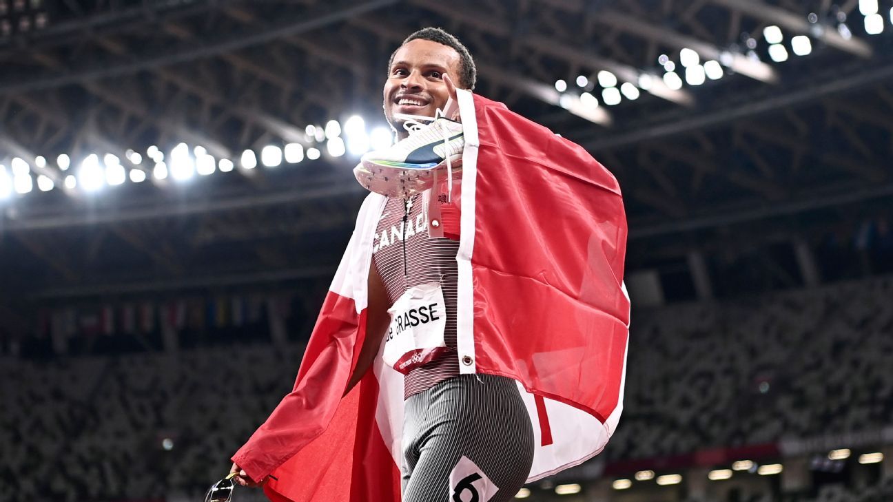 Canada's Andre de Grasse wins 200-meter gold as American men finish 2, 3, 4