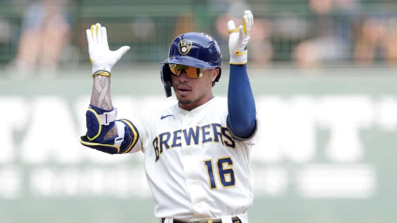 Mariners acquire Brewers' Kolten Wong