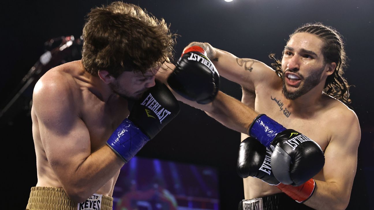 Muhammad Ali's grandson Nico Ali Walsh scores TKO win over Jordan Weeks in pro b..