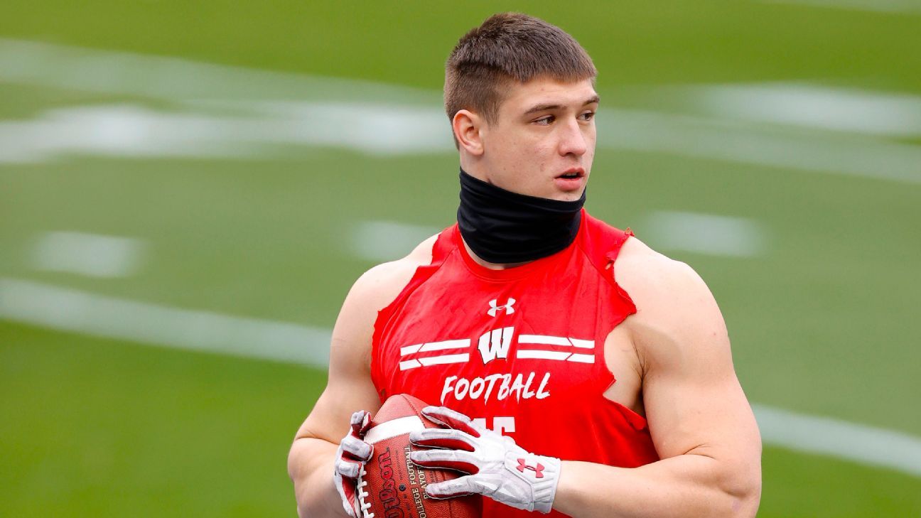 Wisconsin Badgers linebacker Leo Chenal tests positive for COVID-19 ...