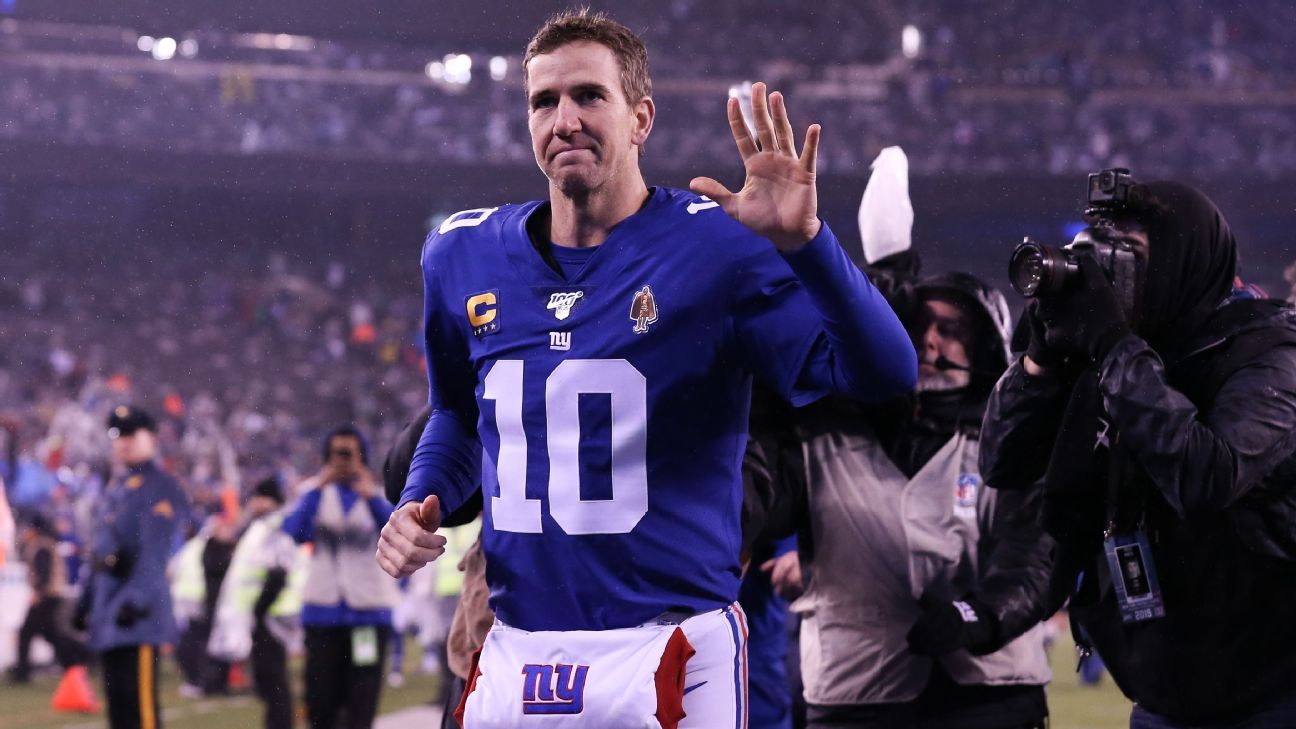 New York Giants quaterback Eli Manning speaks to the media during Media Day  at the University of Phoenix Stadium in Glendale, Arizona, on January 29,  2007. Super Bowl XLII will feature the