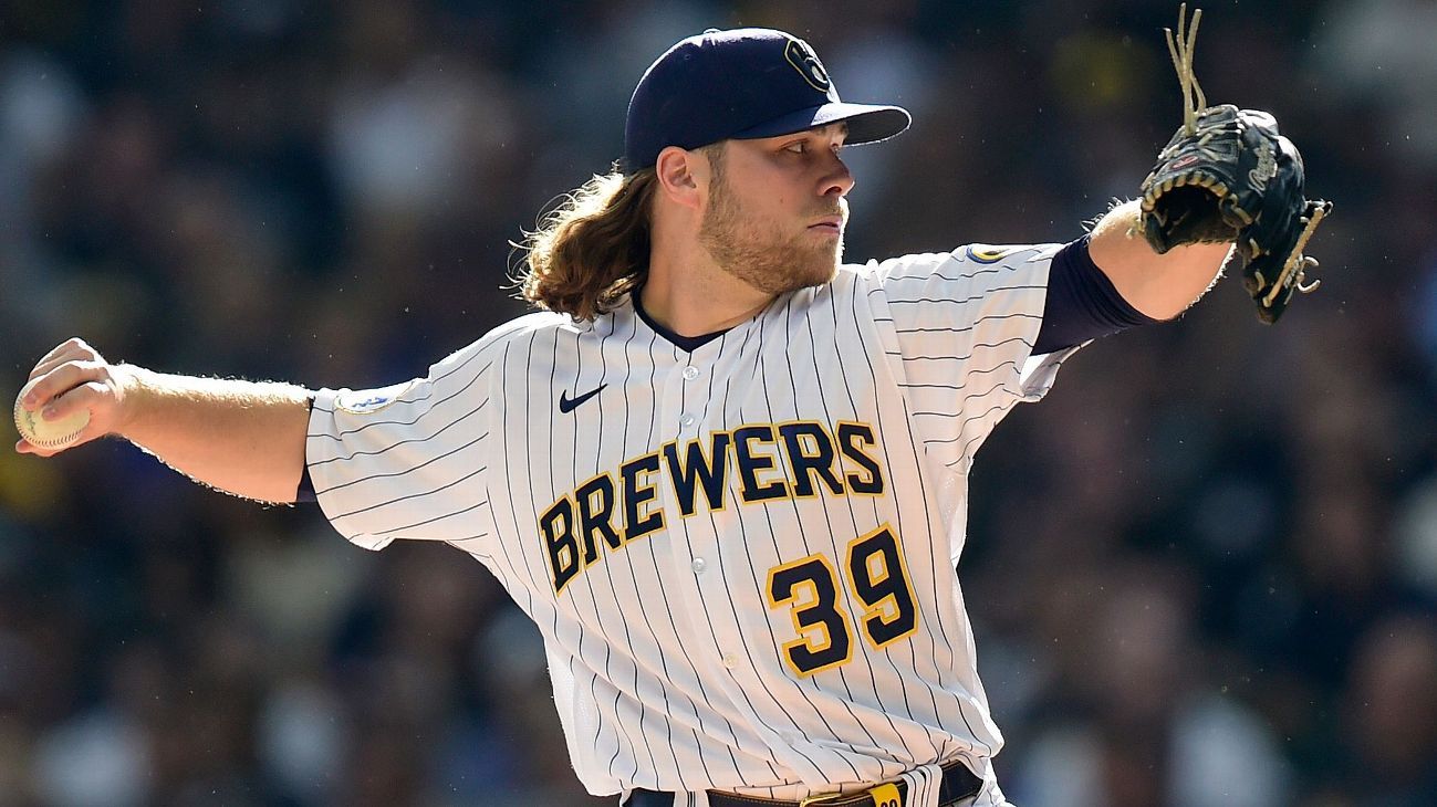 Corbin Burnes logs 14 strikeouts in Brewers' Game 1 win over Giants