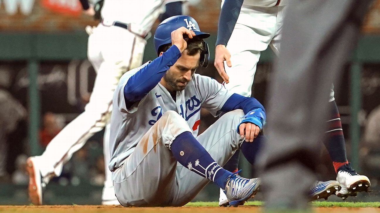 Dodgers release veteran Taylor, activate Edman