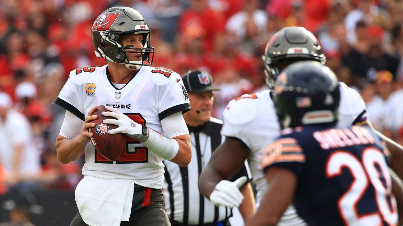Tampa Bay Buccaneers’ Tom Brady becomes first NFL QB to reach 600 passing TDs – ESPN