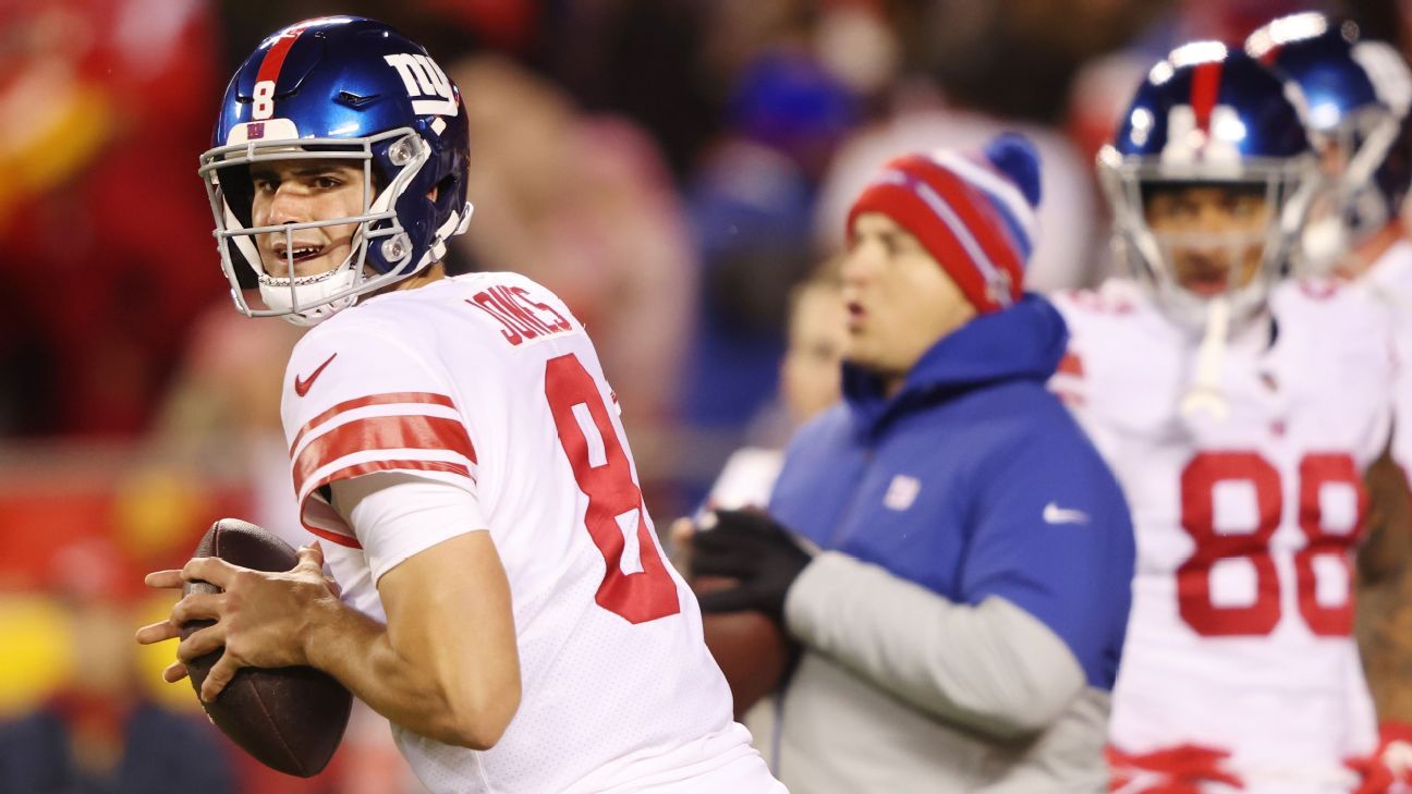 Daniel Jones confident in Giants return amid injury, murky future