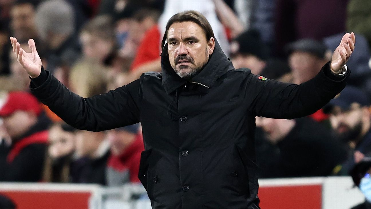 Norwich City sack manager Daniel Farke despite first win of the season at Brentf..