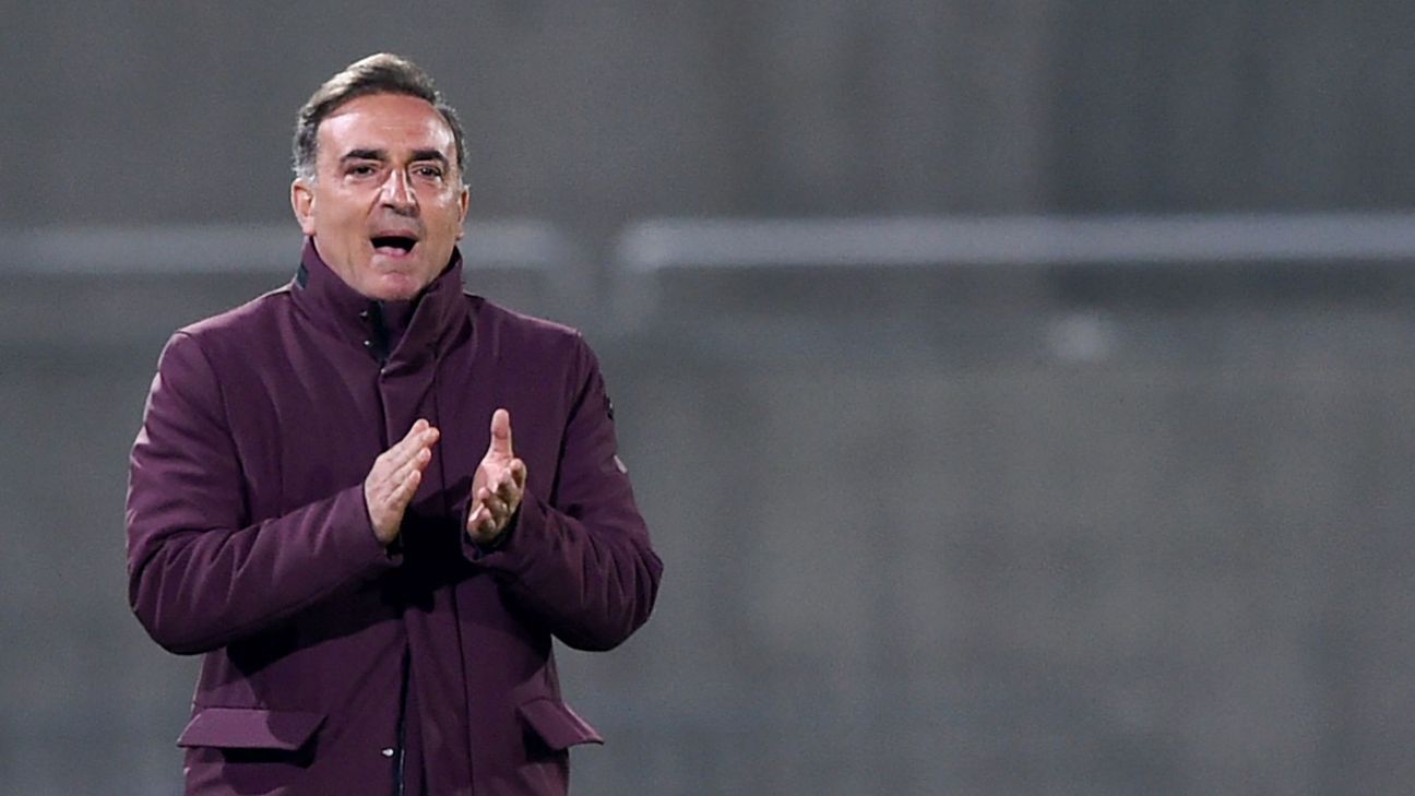 Carvalhal diz o que será fundamental para acordo e despista: Não sei se houve seguimento