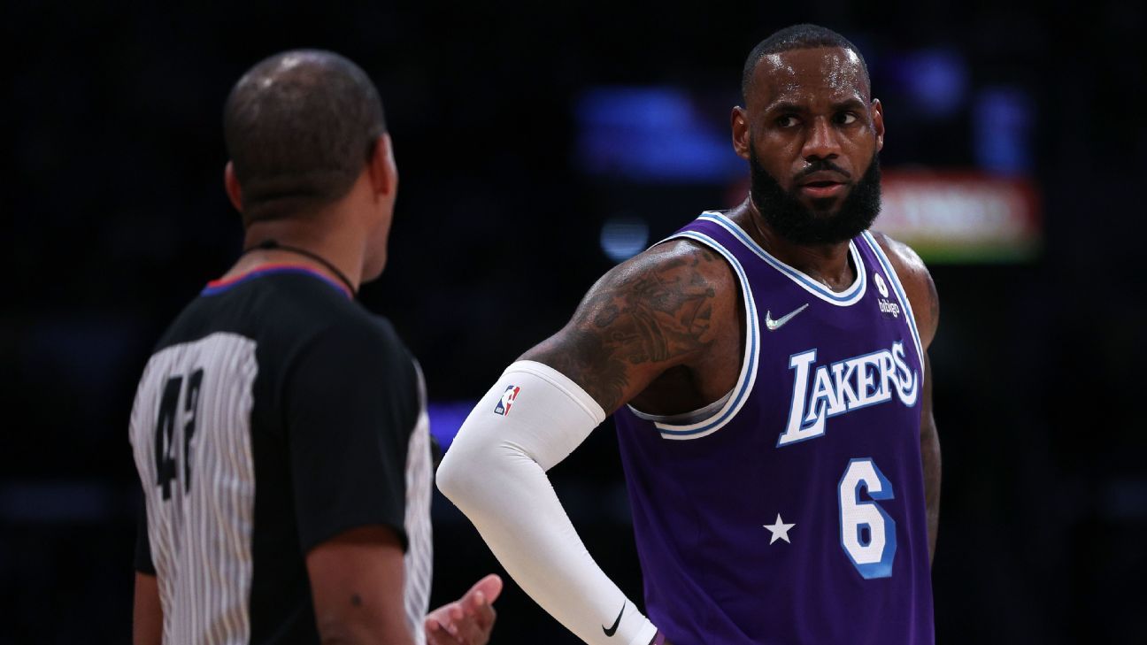 LeBron James, do Los Angeles Lakers, está frustrado com o processo de testes COVID-19 da NBA