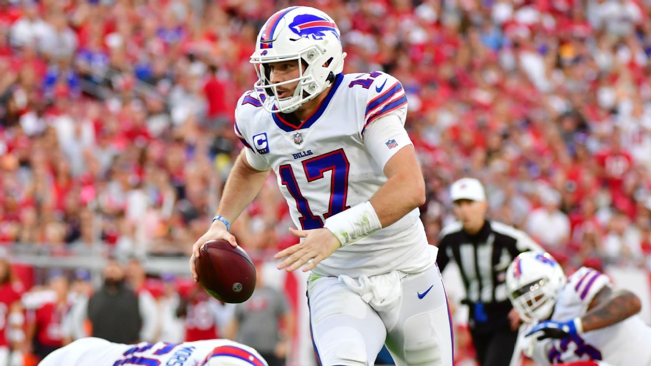 Josh Allen takes note of reporter after Bills offense gets called out  (Video)