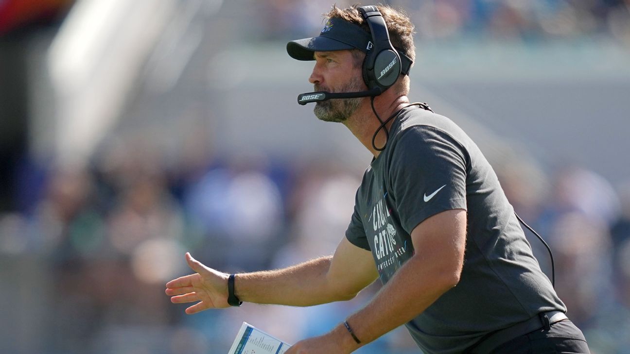 Dallas Cowboys name Brian Schottenheimer as their new offensive