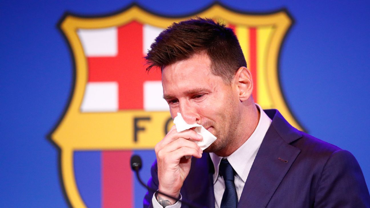 Lionel Messi picks PSG shirt number after agreeing deal to leave