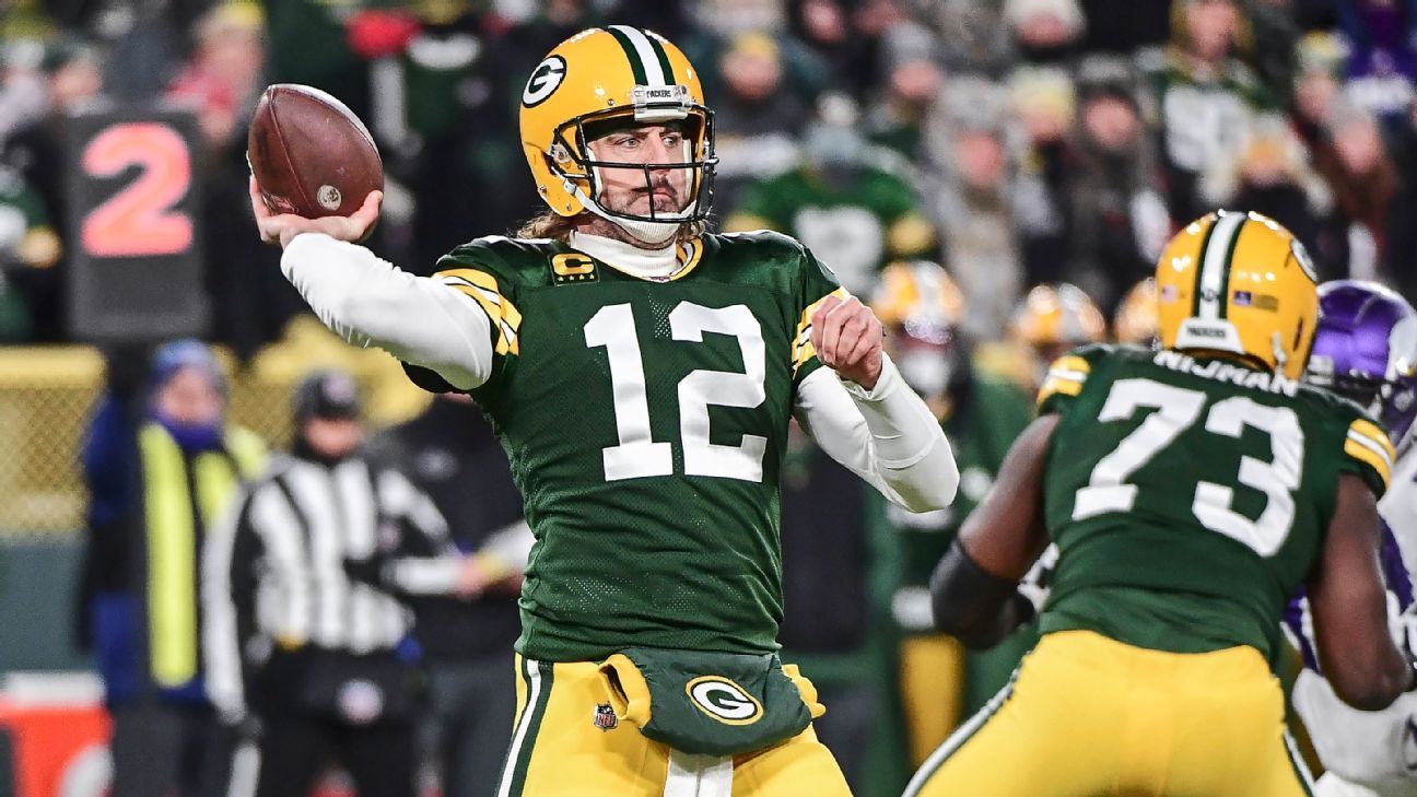 Green Bay Packers QB Aaron Rodgers sounds off after reporter calls him 'the bigg..