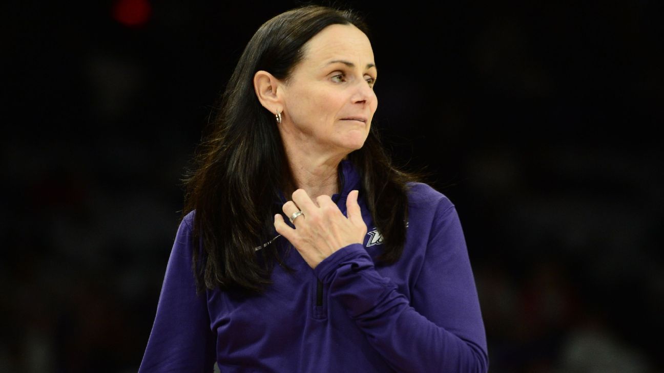New York Liberty introduce Sandy Brondello as new head coach ESPN