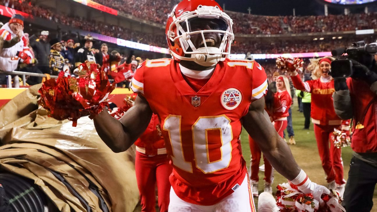 New York Jets, Miami Dolphins dalam pembicaraan perdagangan untuk Kansas City Chiefs WR Tyreek Hill