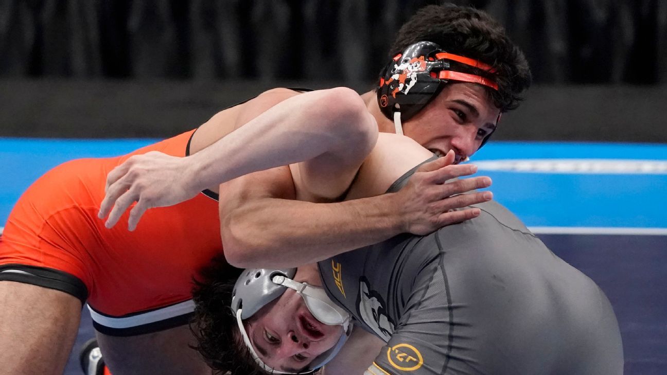 Oklahoma State wrestling star AJ Ferrari, cross country runner Isai Rodriguez injured in car crash