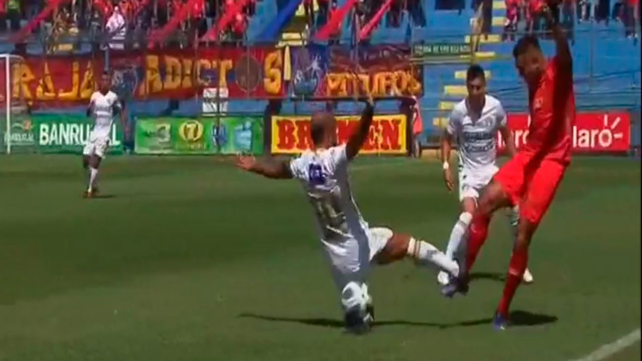 Le perdonan la expulsión a José Manuel Contreras en el Clásico 319 ESPN