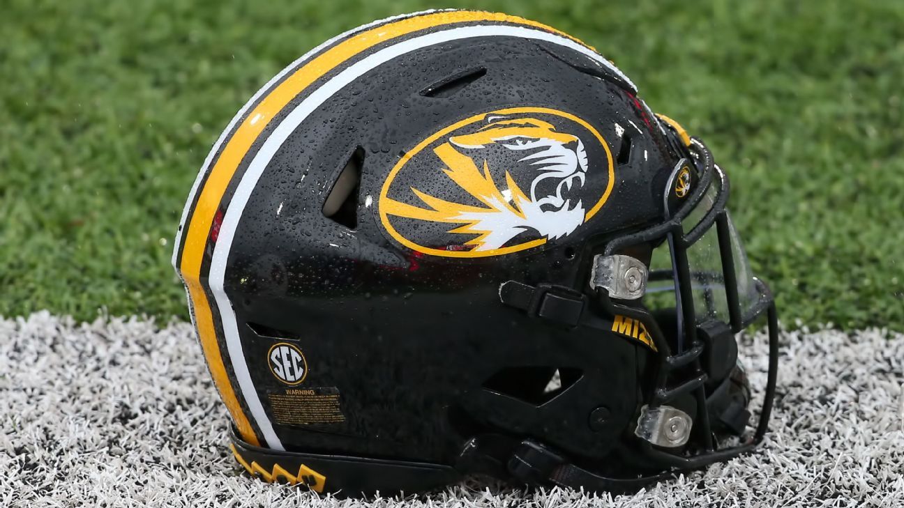 Mizzou lands '24 five-star defensive end Nwaneri