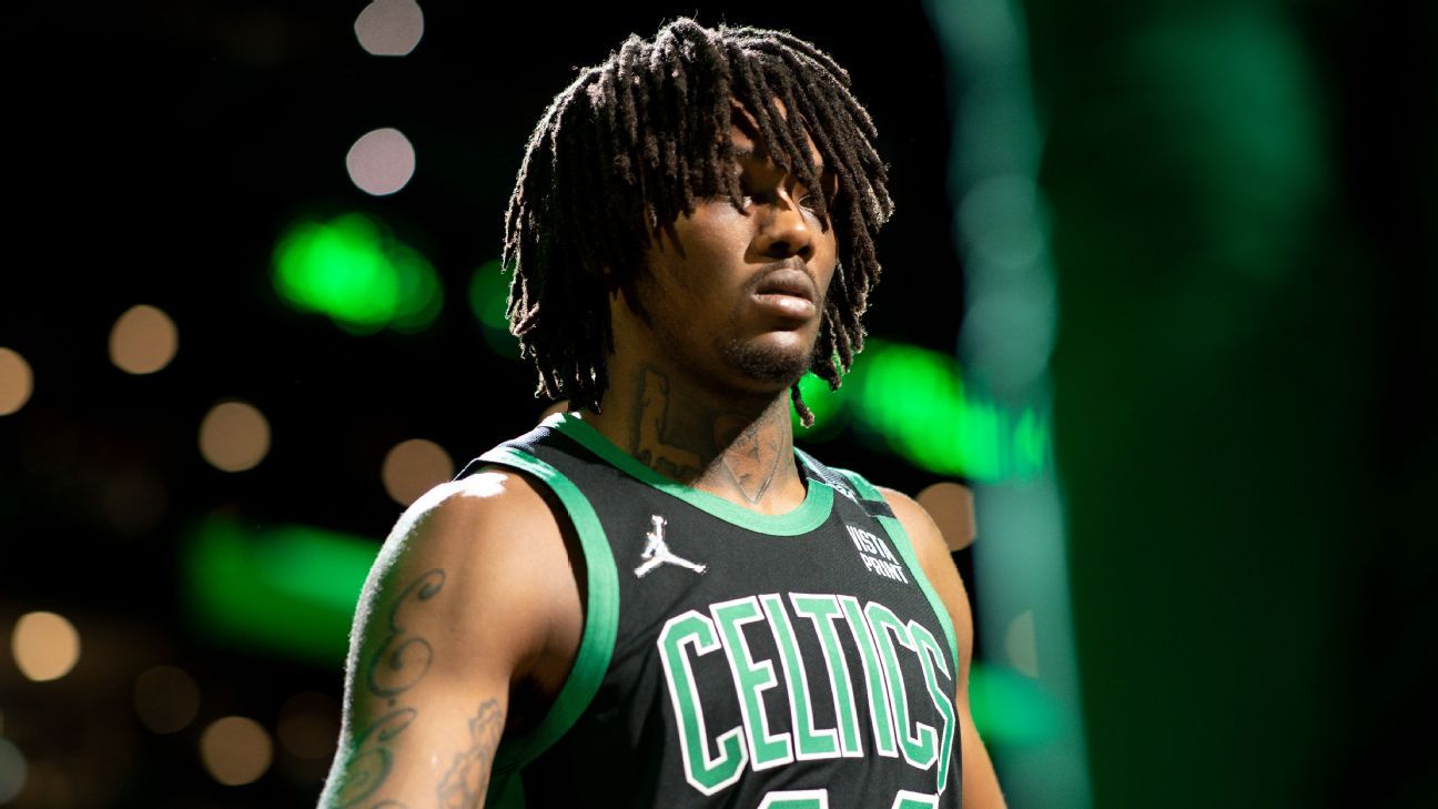 Will Robert Williams return to starting lineup? Celtics center remains on  bench for now
