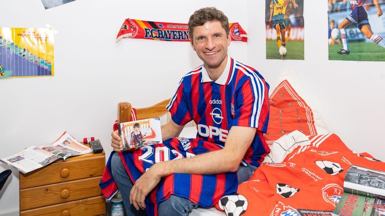 Bayern Munich's Thomas Muller announces contract extension by recreating childhood bedroom