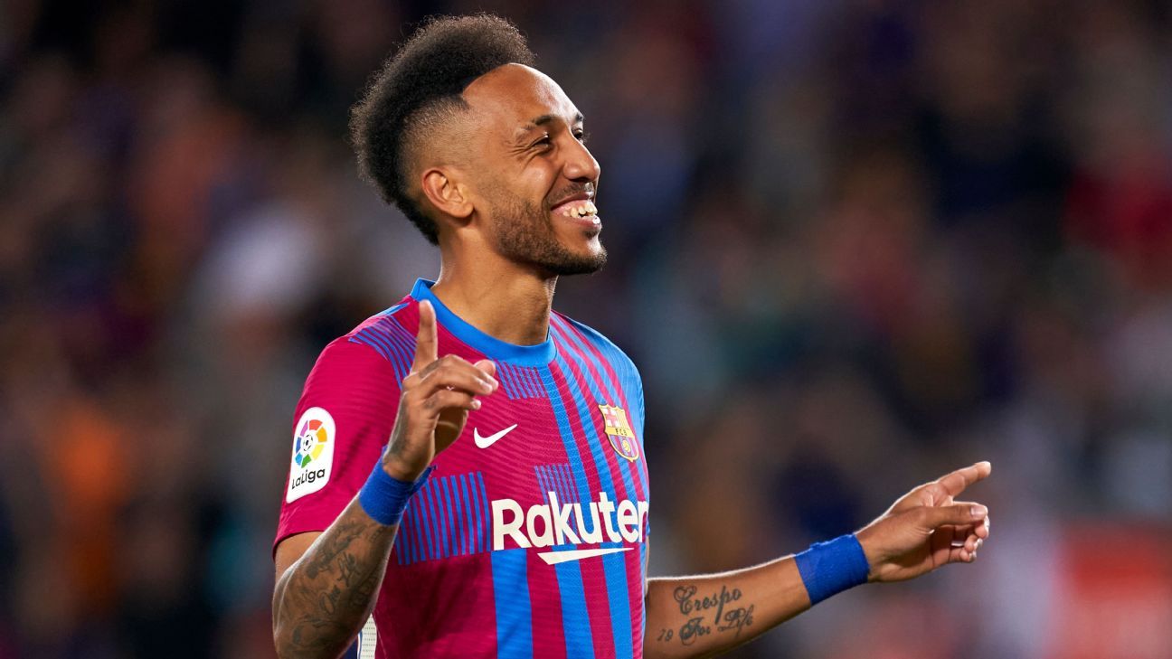 Aubameyang to play for only Chelsea, Barca