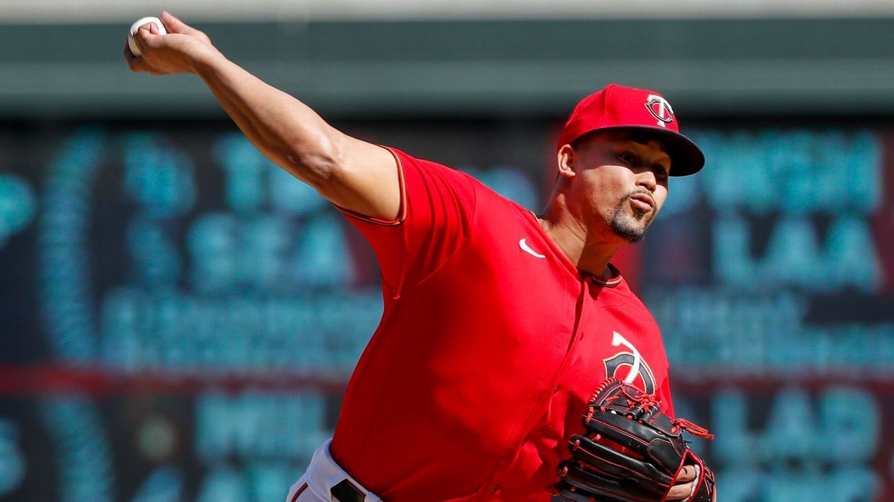 Twins closer Duran to start season on injured list