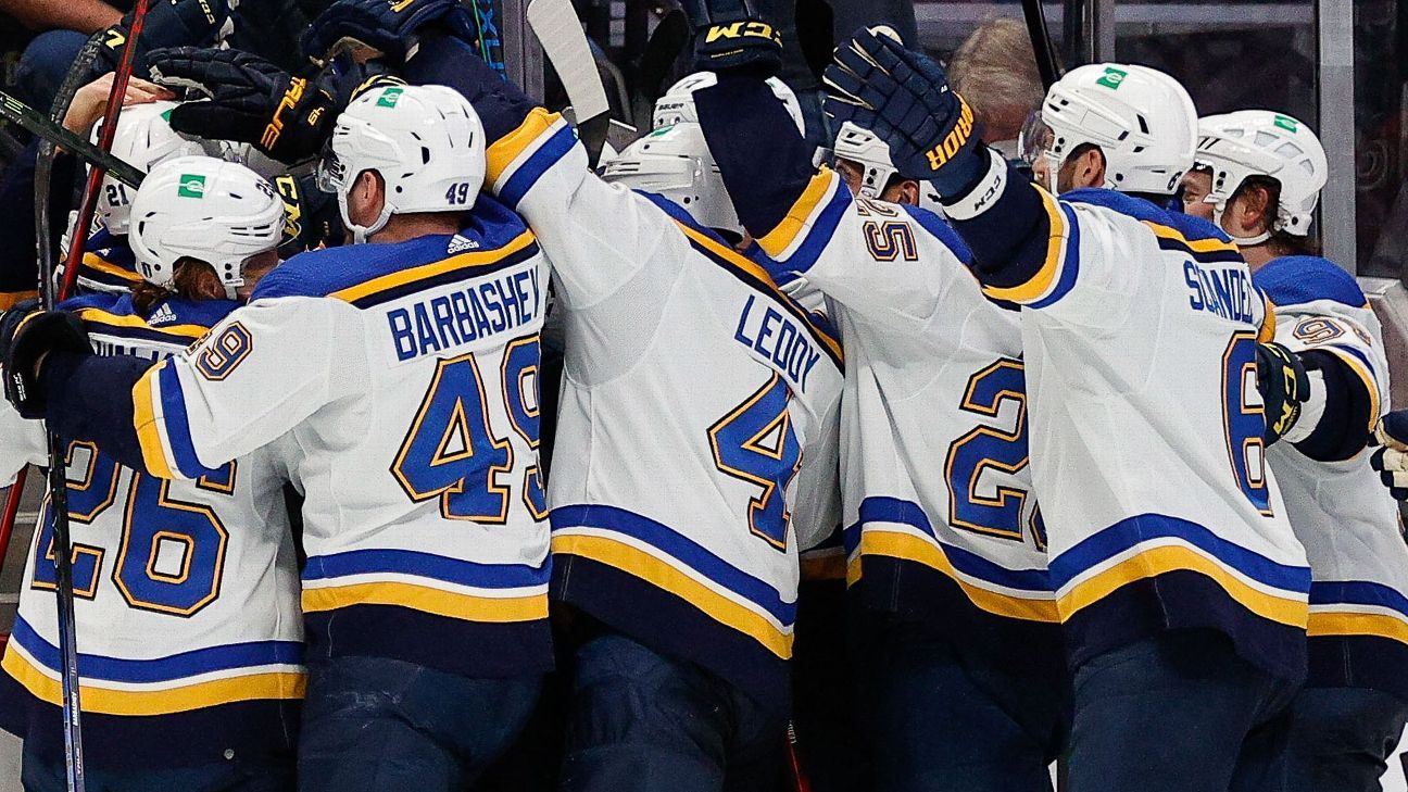 Tyler Bozak completes stunning comeback with overtime goal as St. Louis Blues fo..