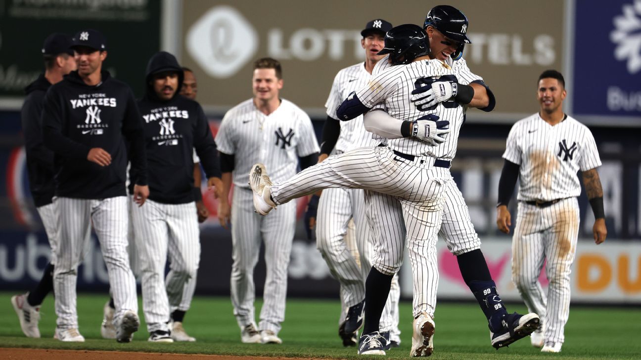 Never give up! What comeback wins tell us about MLB teams like the New York  Yankees - ESPN