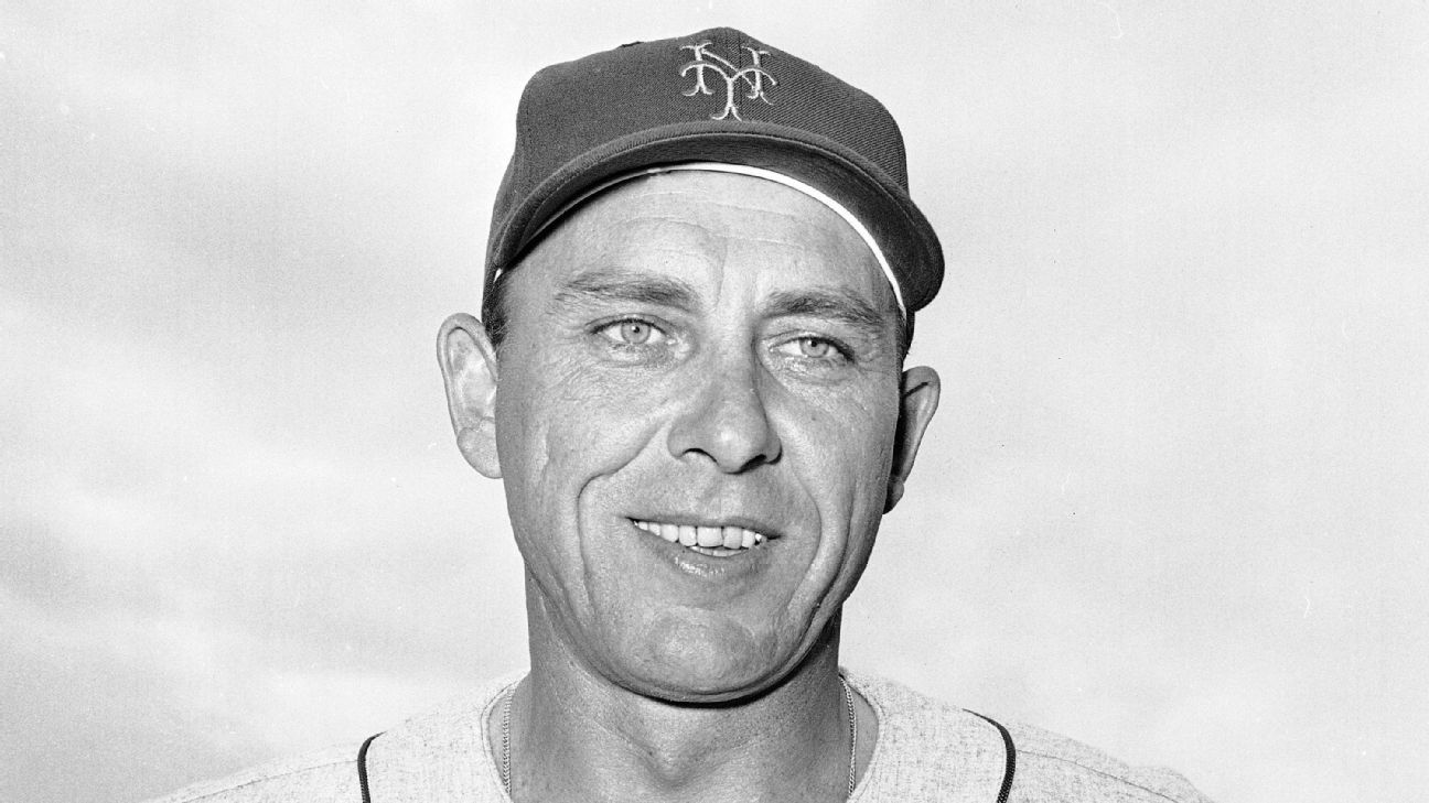 To Honor Gil Hodges, the Dodgers Retire His Number Against Mets - The New  York Times