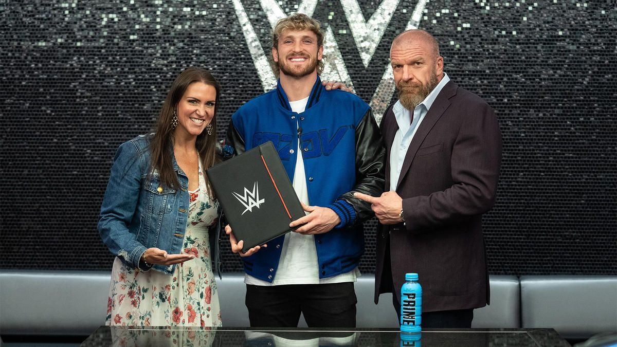 WWE signs social media influencer Logan Paul to multi-event deal, sources tell E..