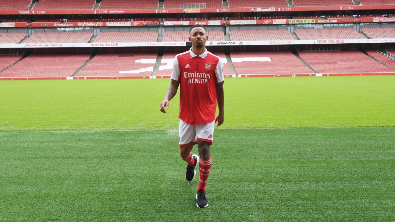 Arsenal sign Gabriel Jesus from Manchester City