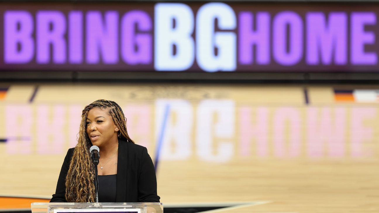 Emotional Cherelle Griner tells rally of her frustration with wife Brittney Grin..