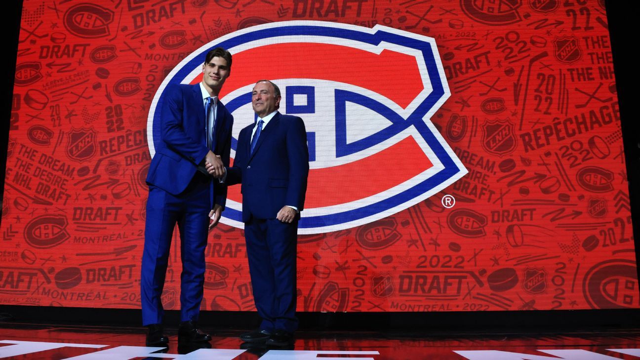 Montreal Canadiens take Juraj Slafkovsky at No. 1; Shane Wright goes 4th to Seat..