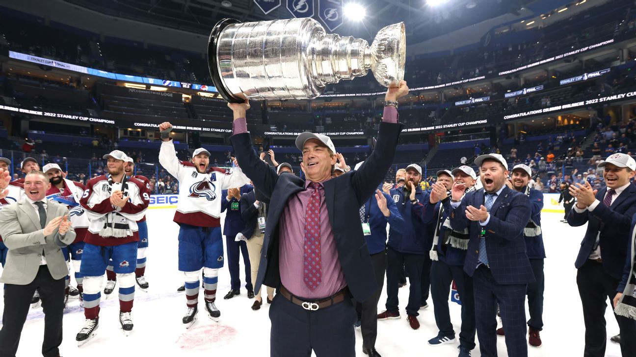 Coming into the league and Joe Sakic taking you under his wing is a pr