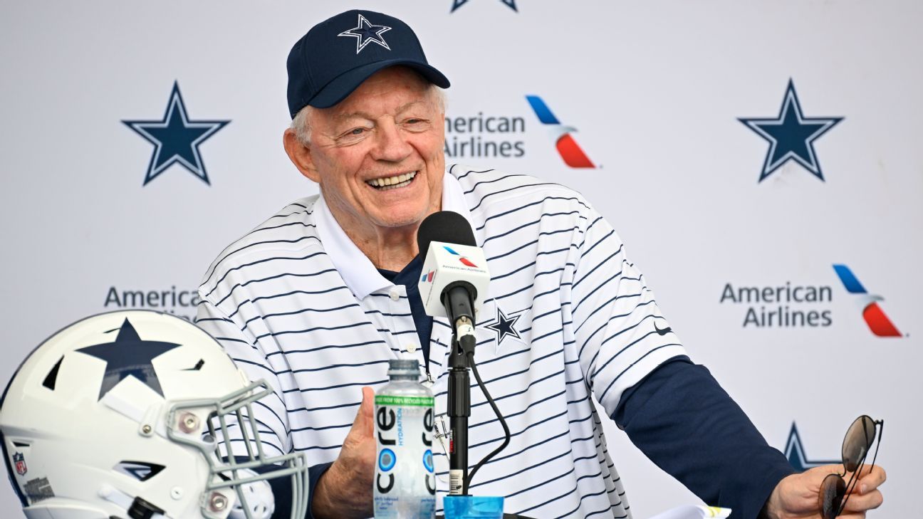 Dallas Cowboys owner Jerry Jones expects fans to attend home games