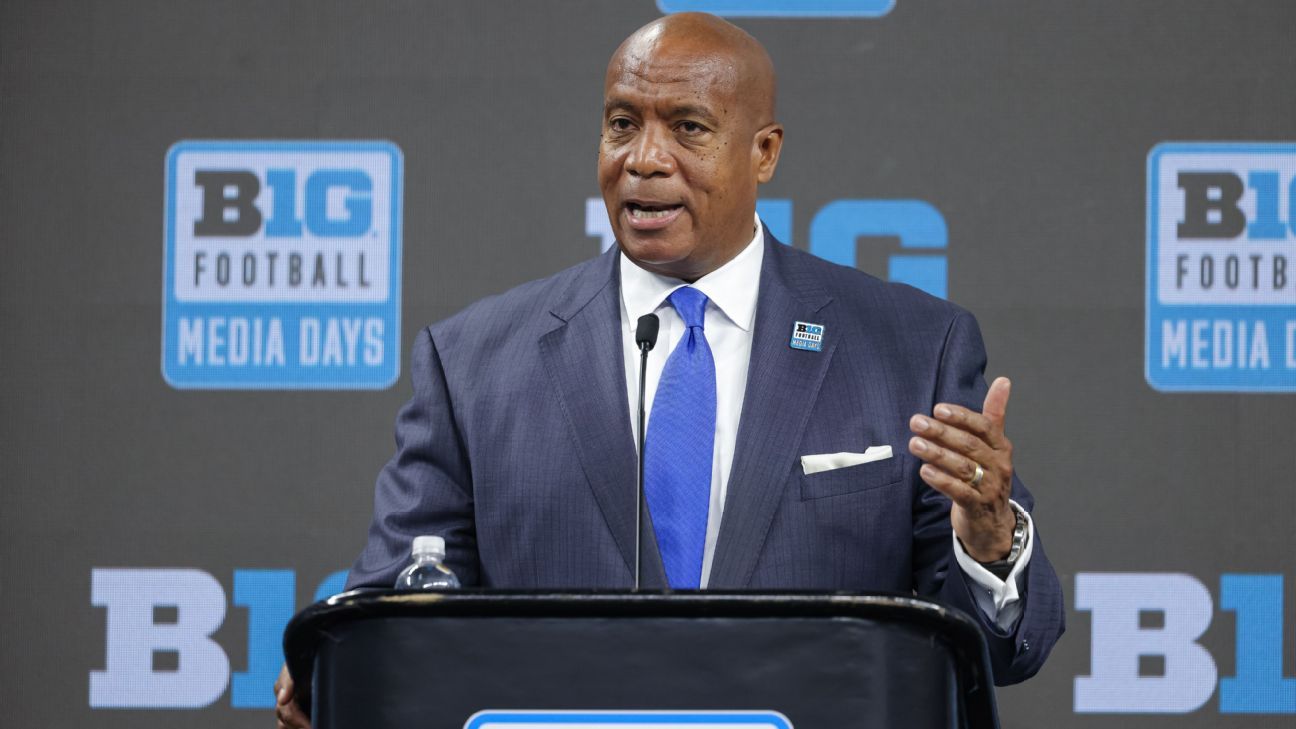 Sources: Bears eye Big Ten boss for president