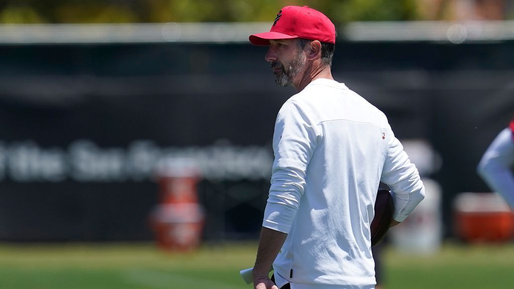 San Francisco 49ers' Kyle Shanahan draws line on toughness after players throw p..