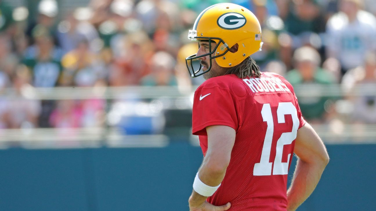 Rodgers: Playing a series in preseason a 'waste'
