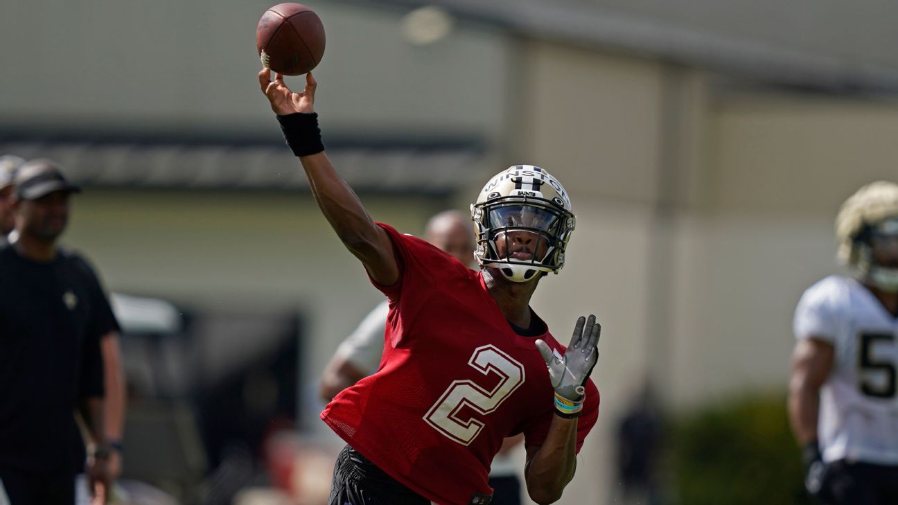 Saints QB Jameis Winston gets back on the field in time for new season 