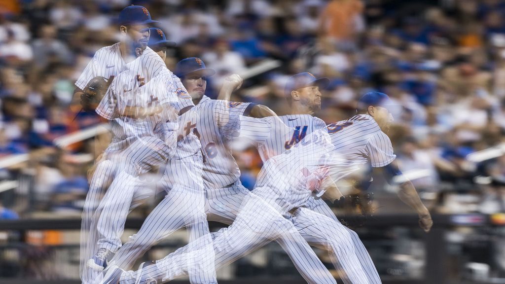 Suddenly hot NY Mets take four of five from Phillies as rookie Matt den  Dekker's glove, arm spark win – New York Daily News