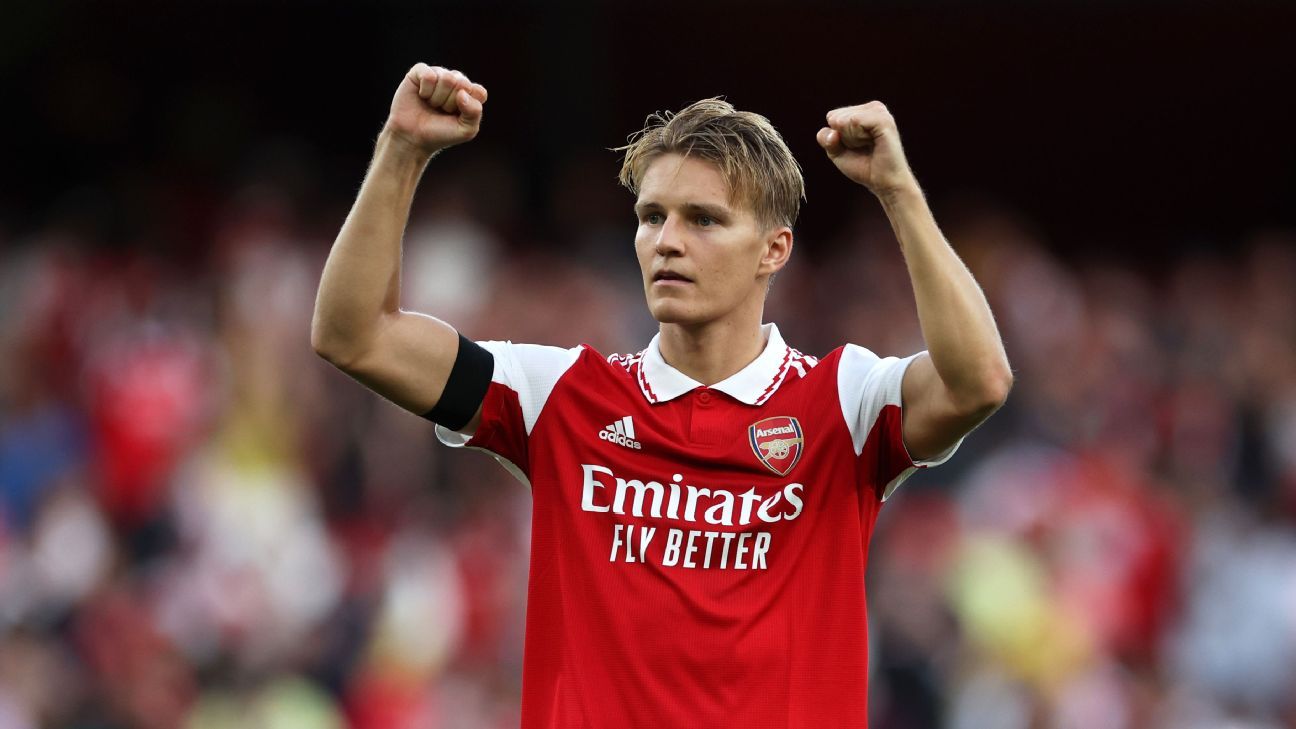 Martin Odegaard Arsenal Player Shirt Name and Number 2022/23 