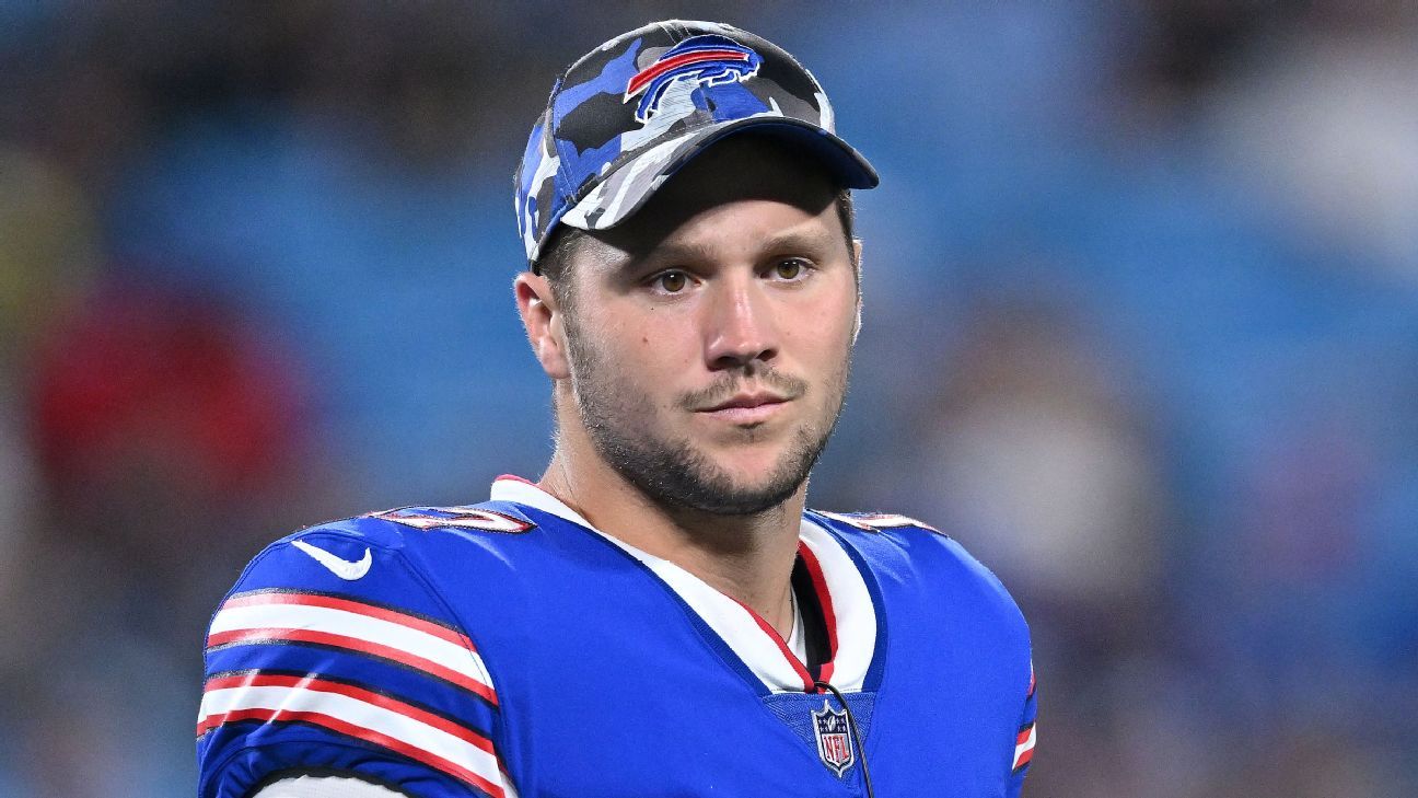 Bills' Josh Allen hits 4 HRs in Toronto BP; Matt Barkley has 5 - ESPN