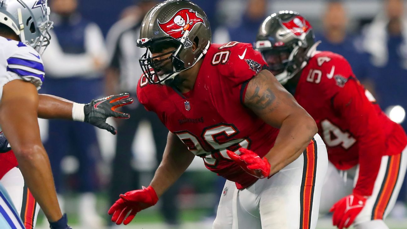 Source - Tampa Bay Buccaneers DT Akiem Hicks has plantar fascia tear,  expected to miss a month - ESPN