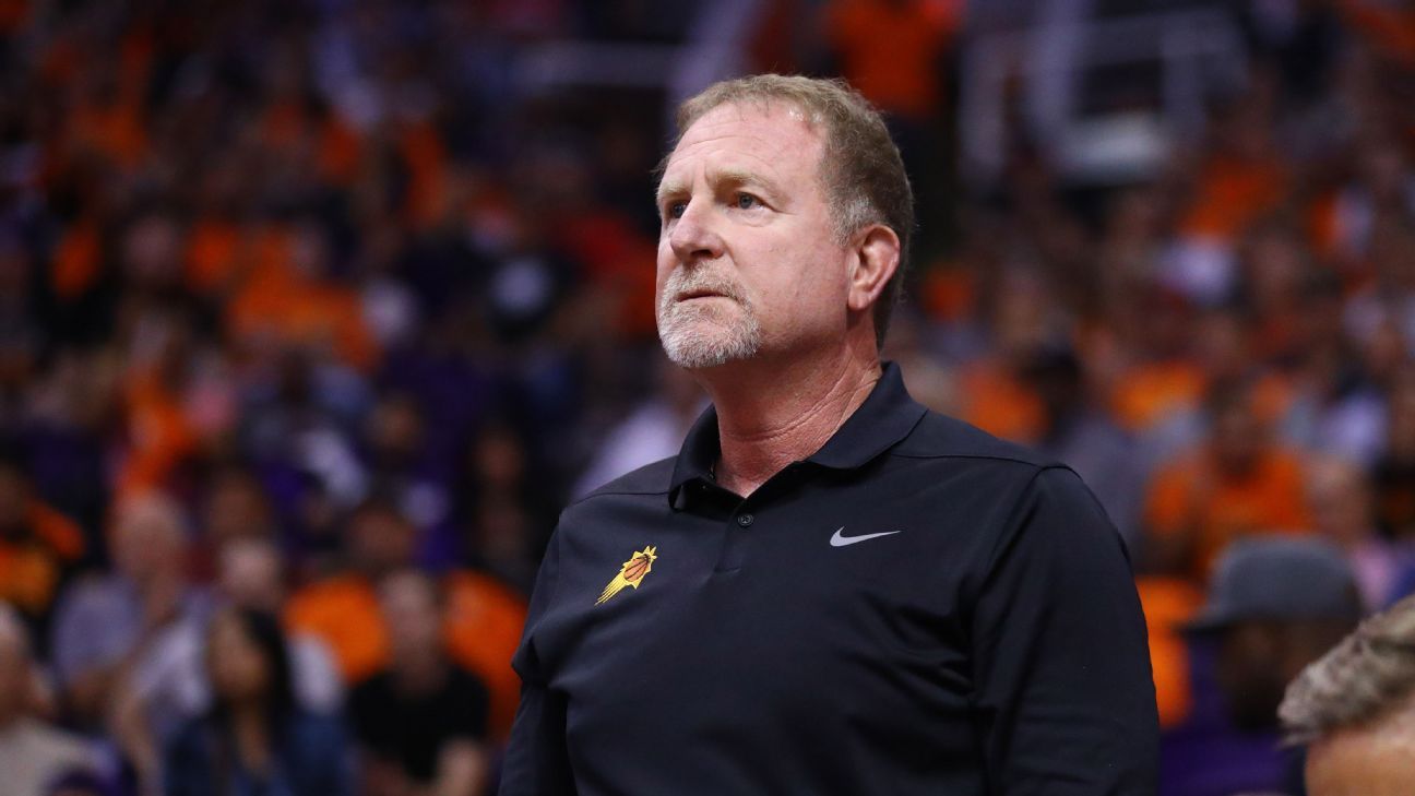 Suns' Chris Paul: NBA sanctions of team owner Robert Sarver 'fell