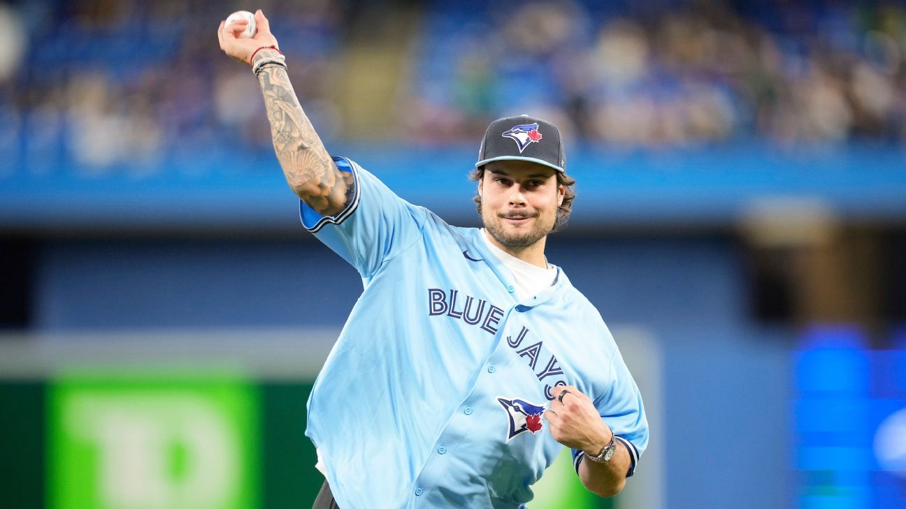 Toronto Maple Leafs star Auston Matthews throws out first pitch at New York Yankees-Toronto Blue Jays game - ESPN