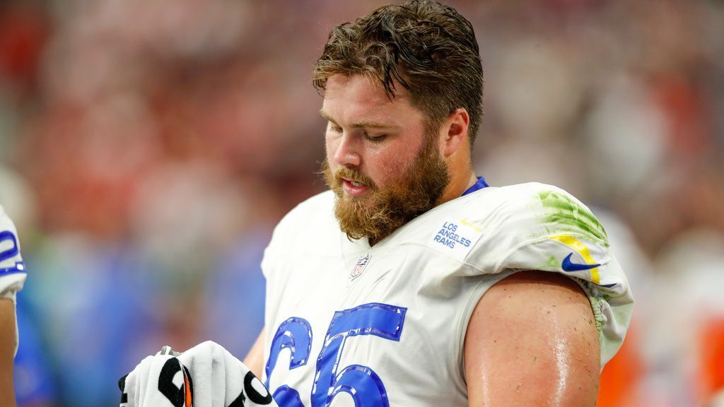 Shelton (ankle) out as Rams O-line woes continue