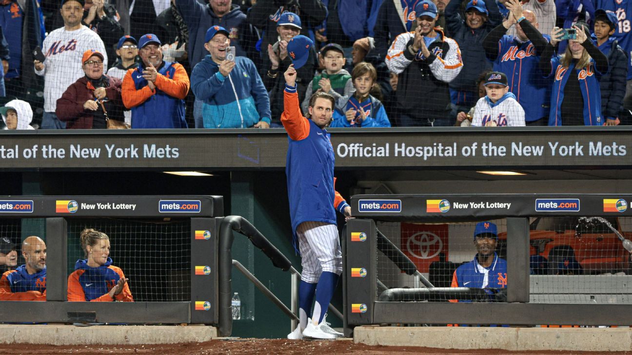 VIDEO: Jeff McNeil Officially Announces He and His Wife Have