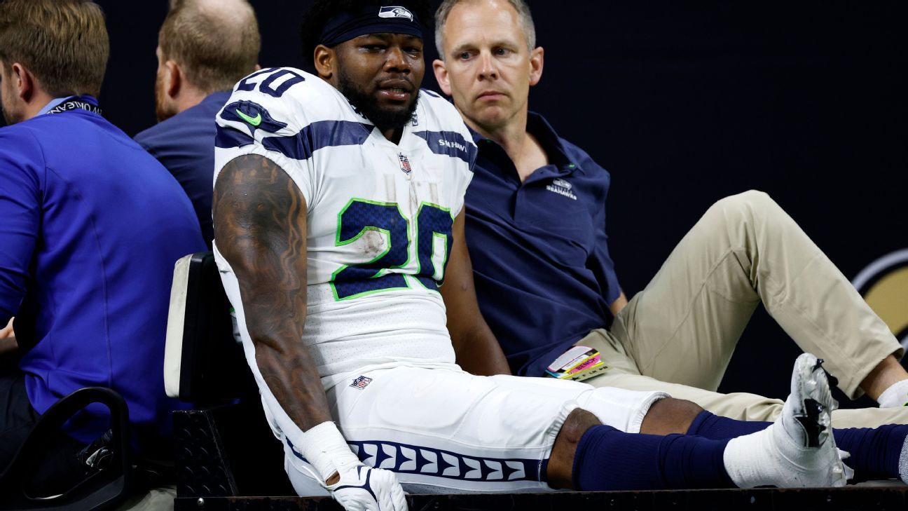 Seahawks RB Penny ‘seriously’ injures left ankle