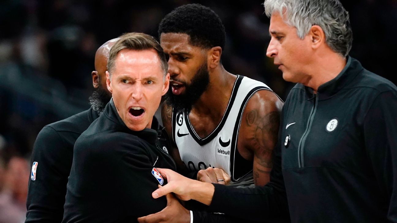 Brooklyn Nets' Steve Nash ejected for first time as coach